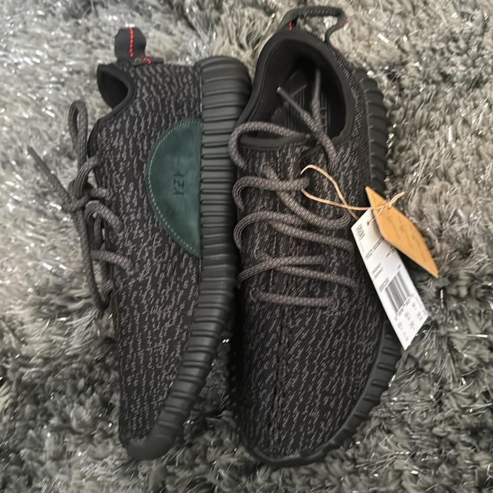 Yeezy boost 350 pirate size 7 authentic - Picture 3 of 6